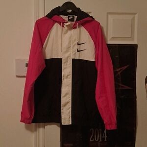 Nike windbreaker